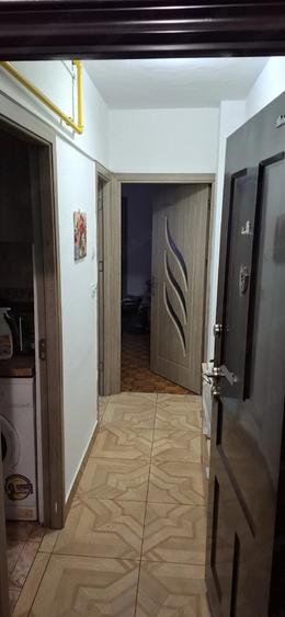 Apartament cu 2 camere semidecomandat în Cedonia