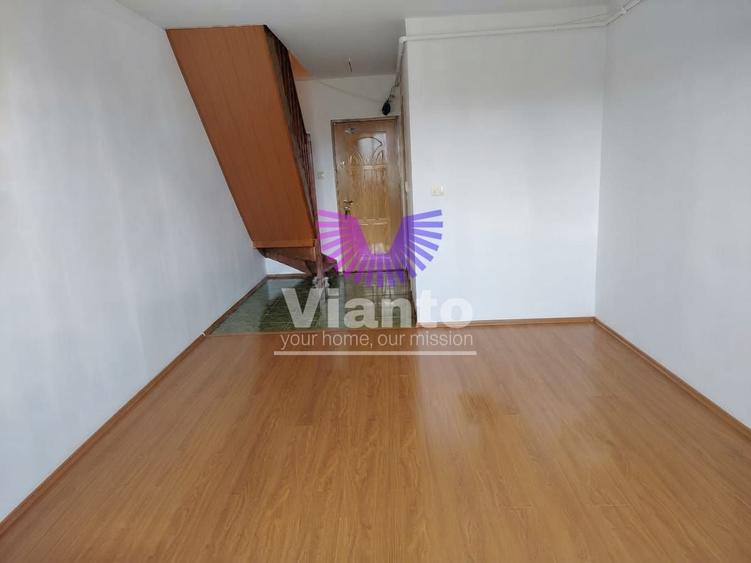 Apartament cu 3 camere decomandat în Trei Stejari