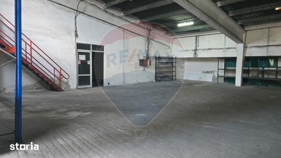 Spațiu comercial, de 729 mp, în Central