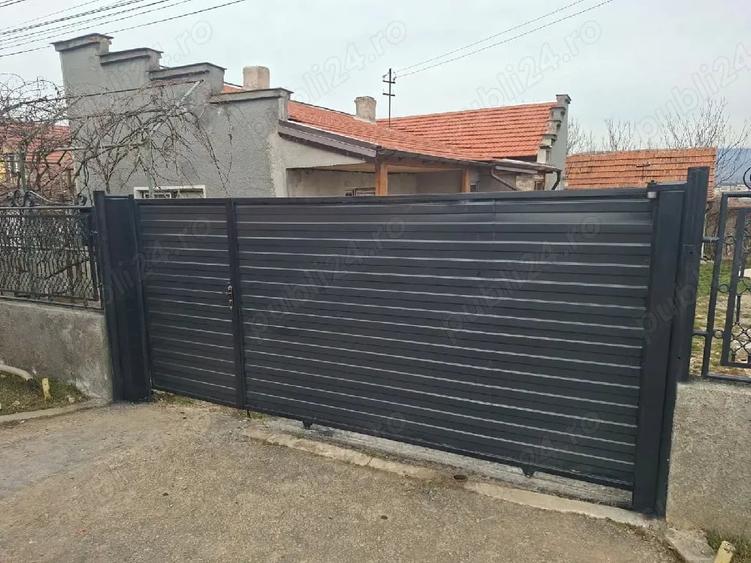 Casă cu 3 camere cu Teren 940 Mp în Central