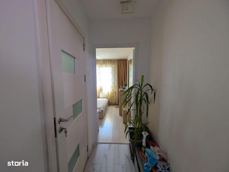 Apartament 2 camere, balcon, Salajan, etaj 10 - 5