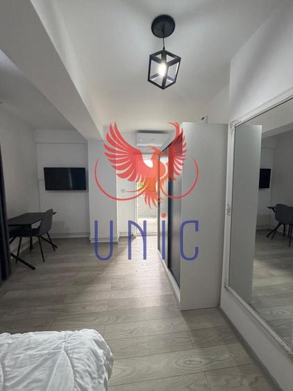 Garsonieră decomandată, mobilată în 1 Mai