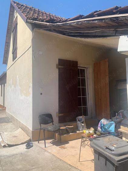 Casă cu 6 camere cu Teren 1500 Mp în Aradul Nou