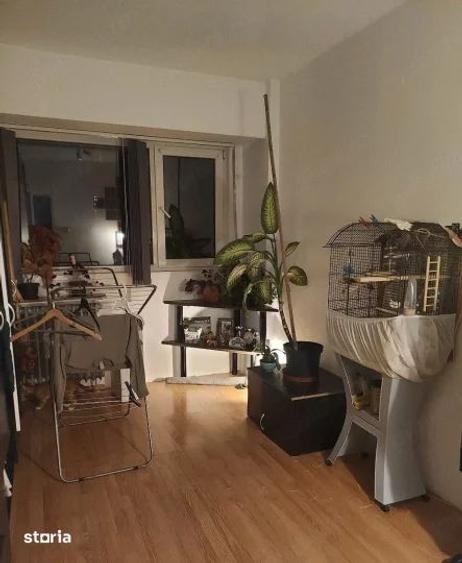 Apartament cu 3 camere decomandat în Gara de Nord