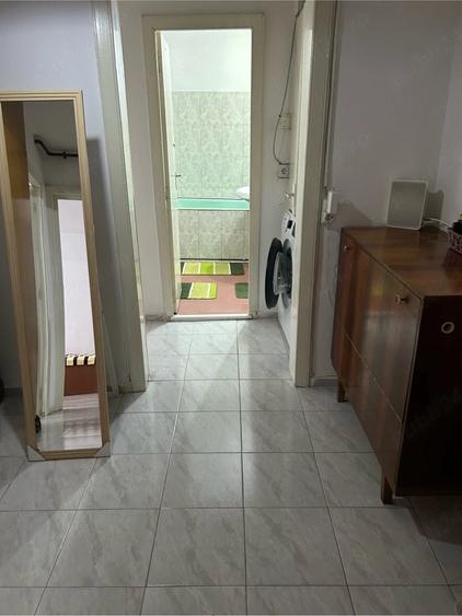Apartament cu 2 camere decomandat în Telegrafului