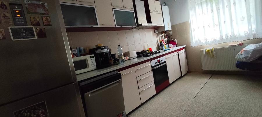 Casă cu 4 camere cu Canalizare în Șcheia