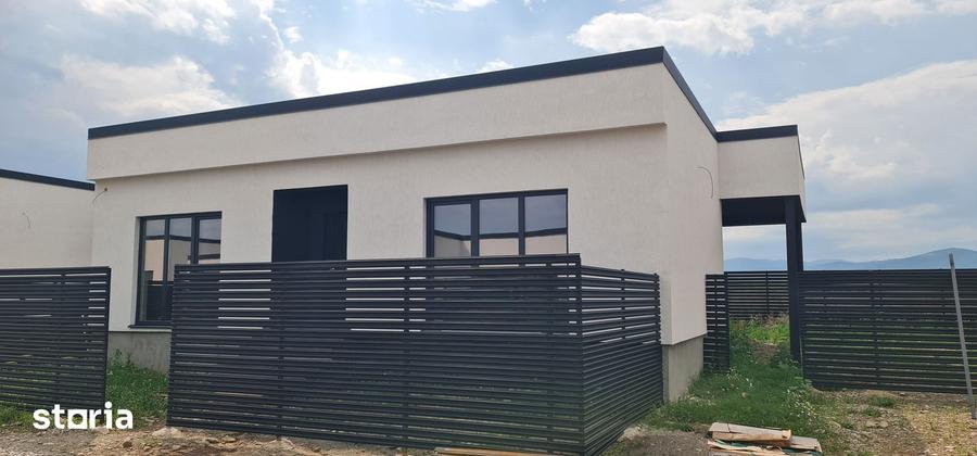 Casă cu 3 camere cu Teren 330 Mp în Central