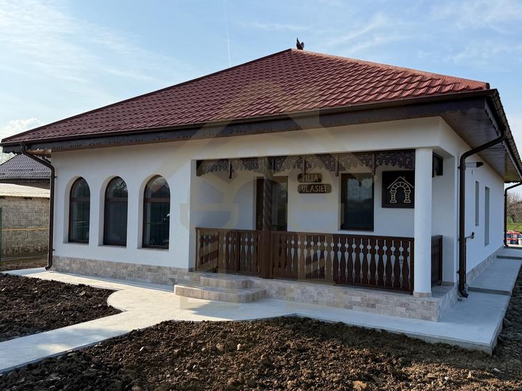 Casă individuală cu 5 camere cu Canalizare în Corbeanca