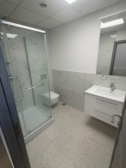 Spațiu comercial, de 93 mp, în Central