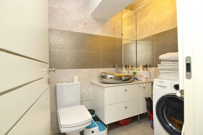 Apartament cu 3 camere decomandat, mobilat în Unirii