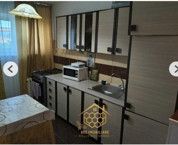 Apartament cu 2 camere semidecomandat în Exterior Vest