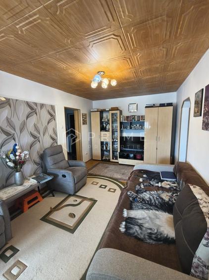 Apartament cu 2 camere semidecomandat în Libertății