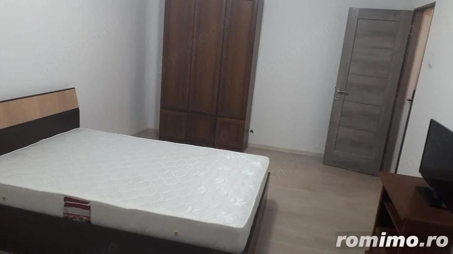 Garsonieră decomandată în Complex Studențesc