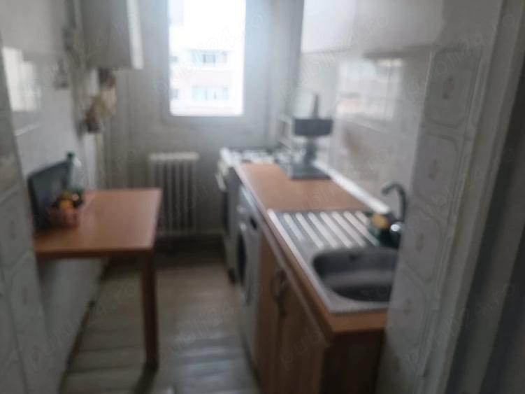 Proprietar Inchiriez apart. 2 cam Lujerului - 4