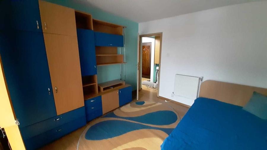 Apartament cu 2 camere decomandat în Zorilor