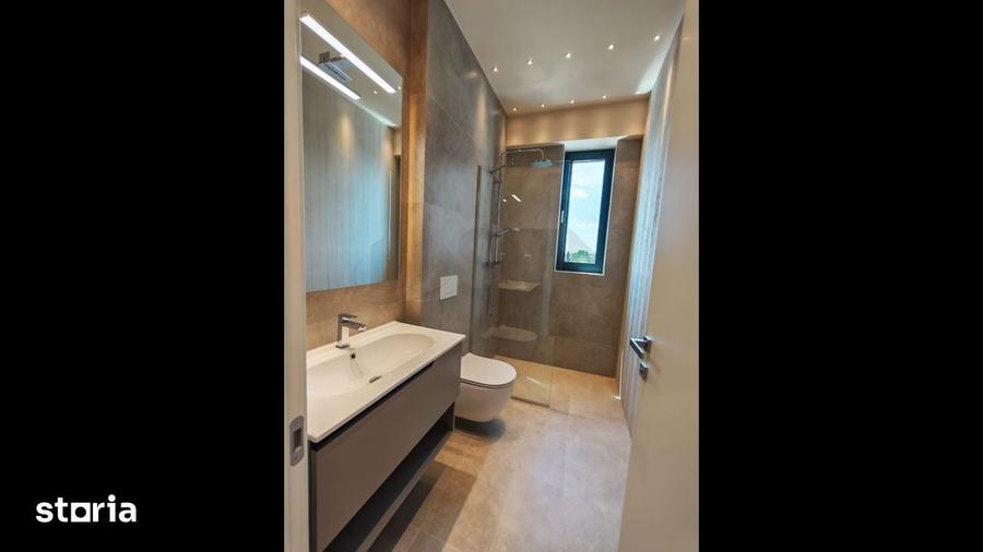 Apartament cu 4 camere în Central