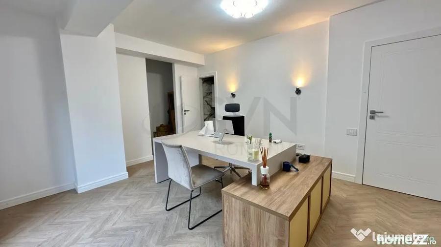 Apartament cu 4 camere decomandat în Arcul de Triumf