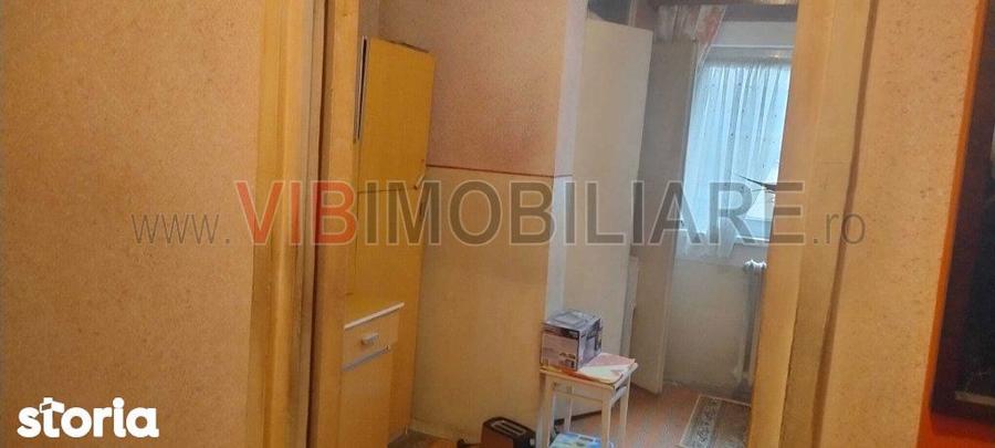 Apartament cu 2 camere semidecomandat în Complex Studențesc