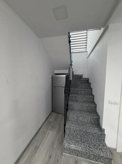 Casă cu 4 camere cu Teren 100 Mp în Central