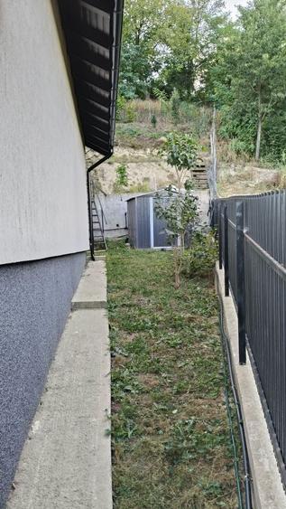 Casă cu 3 camere cu Teren 400 Mp în Hemeiuș