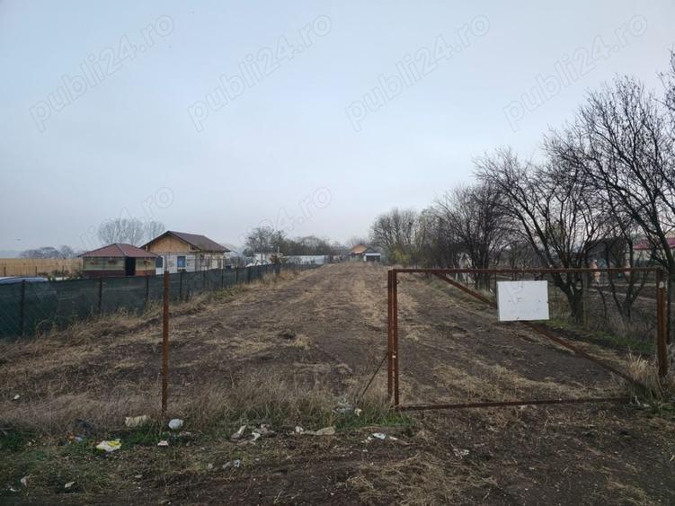 Teren de 1250 mp, în Nanov