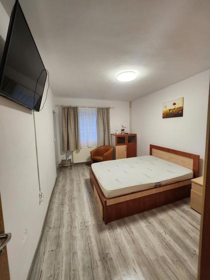 Garsonieră decomandată în Bartolomeu
