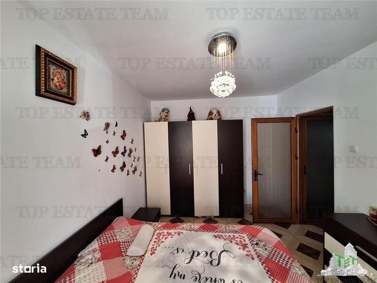Apartament cu 3 camere semidecomandat, mobilat în Hipodrom