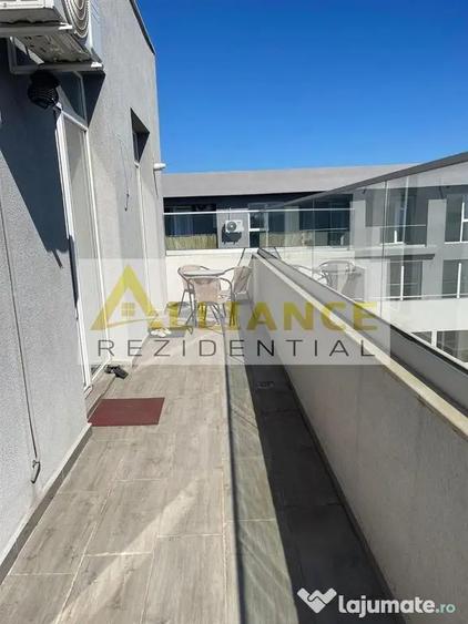 Apartament cu 3 camere semidecomandat în Vitan