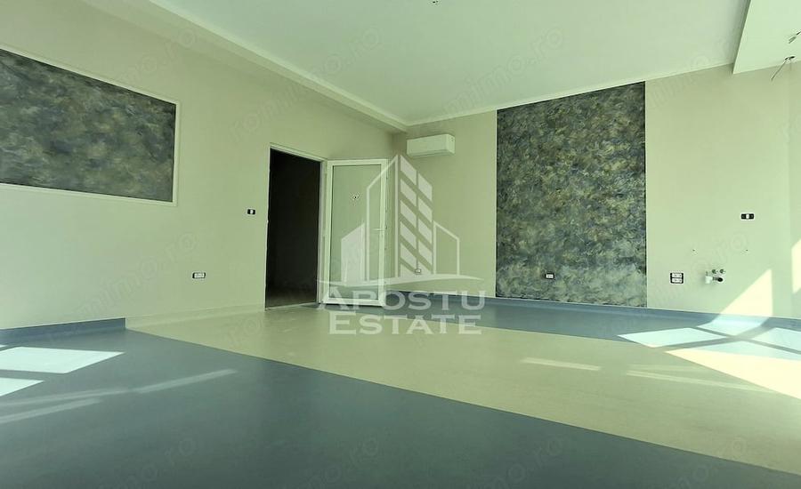 Spațiu comercial, de 70 mp, în Micălaca
