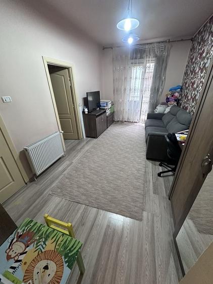 Apartament cu 2 camere decomandat în Boul Roșu