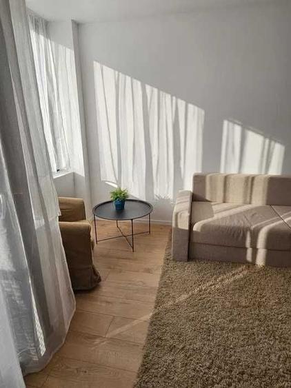 Apartament cu 2 camere semidecomandat în 1 Decembrie 1918
