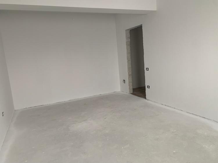 Apartament cu 2 camere decomandat în Berceni — fotografia 3