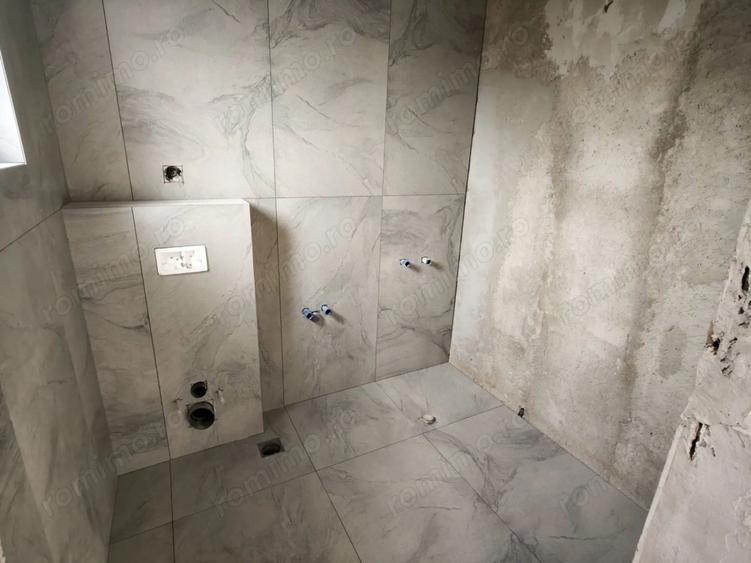 Casă cu 4 camere cu Canalizare în Becicherecu Mic