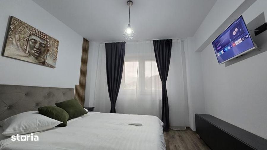 Apartament cu 3 camere decomandat în Central
