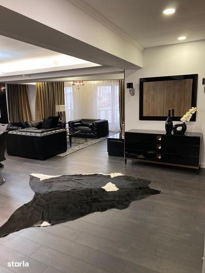 Apartament cu 4 camere în Herăstrău