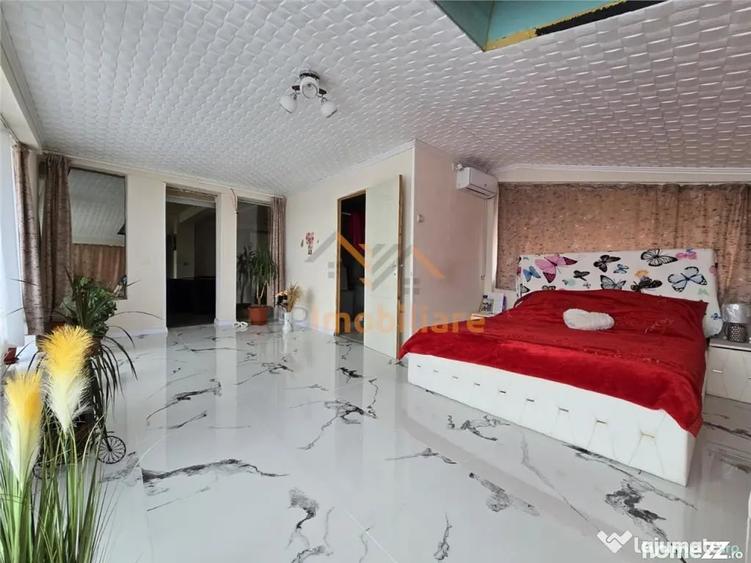 Spațiu comercial, de 240 mp, în Tinăud