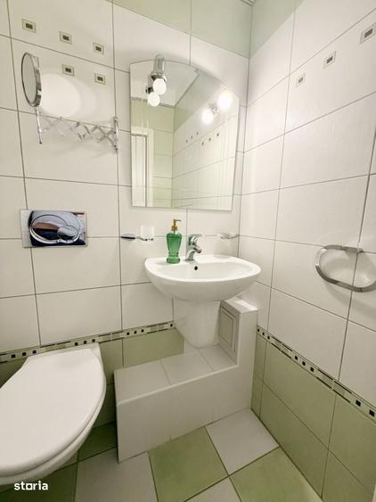 Apartament cu 3 camere decomandat în Libertății