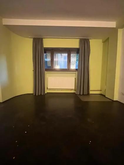 Apartament cu 2 camere semidecomandat în Romană