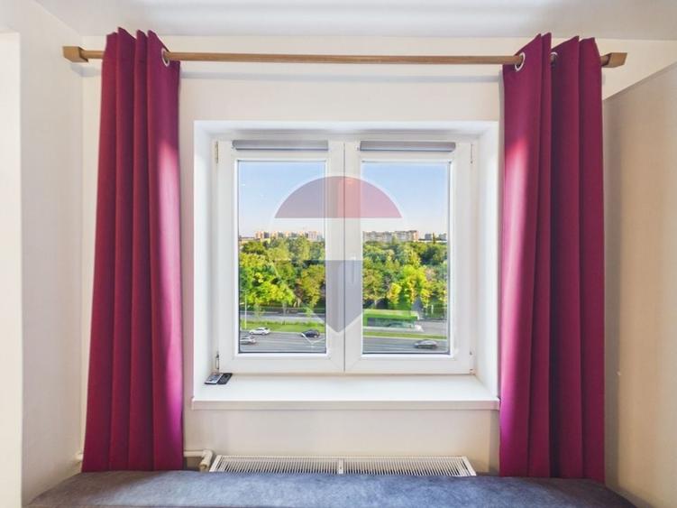 Apartament cu 3 camere semidecomandat, mobilat în Drumul Taberei