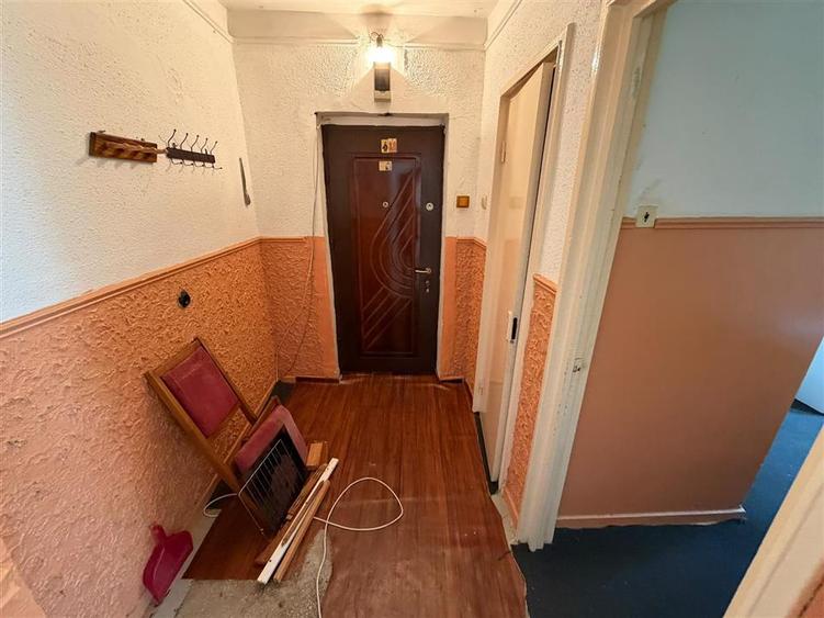 Apartament cu 2 camere semidecomandat în Gară