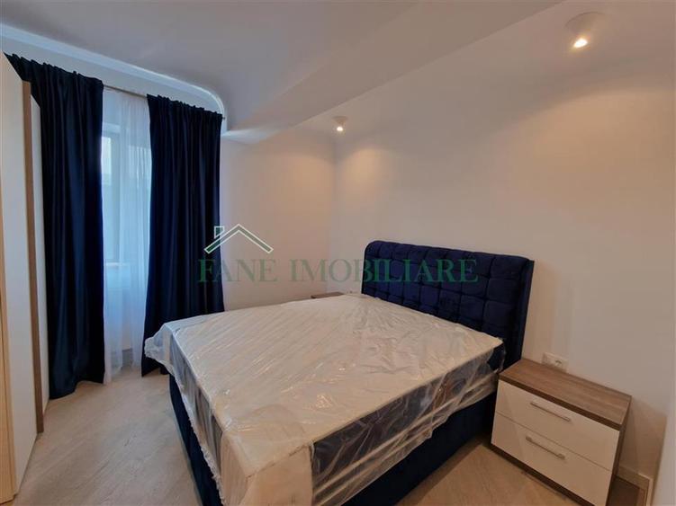 Apartament cu 3 camere decomandat, mobilat în Ultracentral