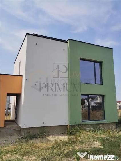 Casă cu 4 camere cu Teren 388 Mp în Moșnița Nouă