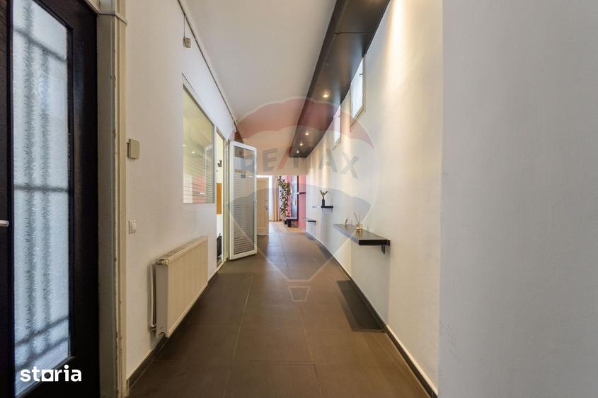 Apartament cu 4 camere în Centrul Istoric
