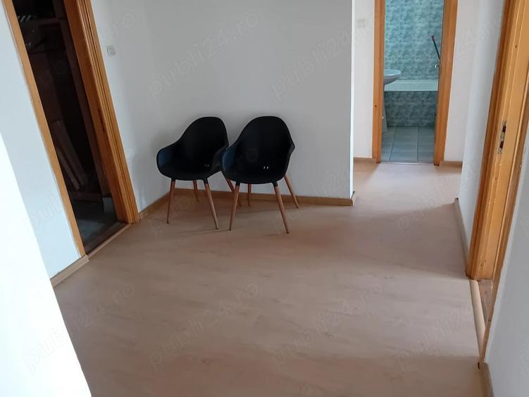 Spațiu comercial, de 80 mp, în Central
