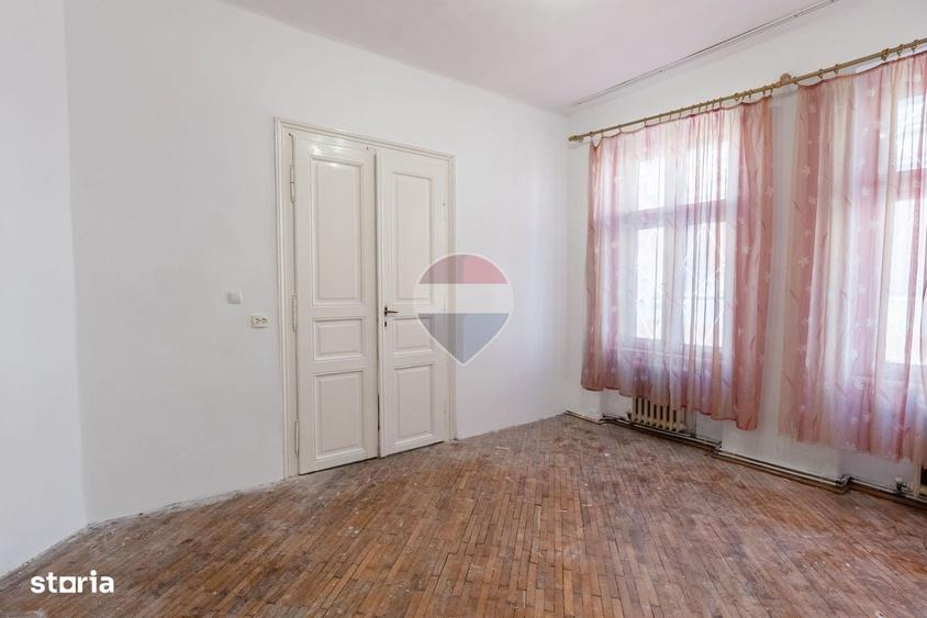 Apartament cu 3 camere în Ultracentral