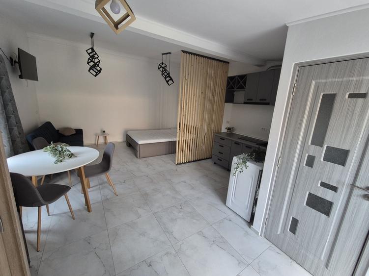 Apartament cu 2 camere decomandat în Ultracentral