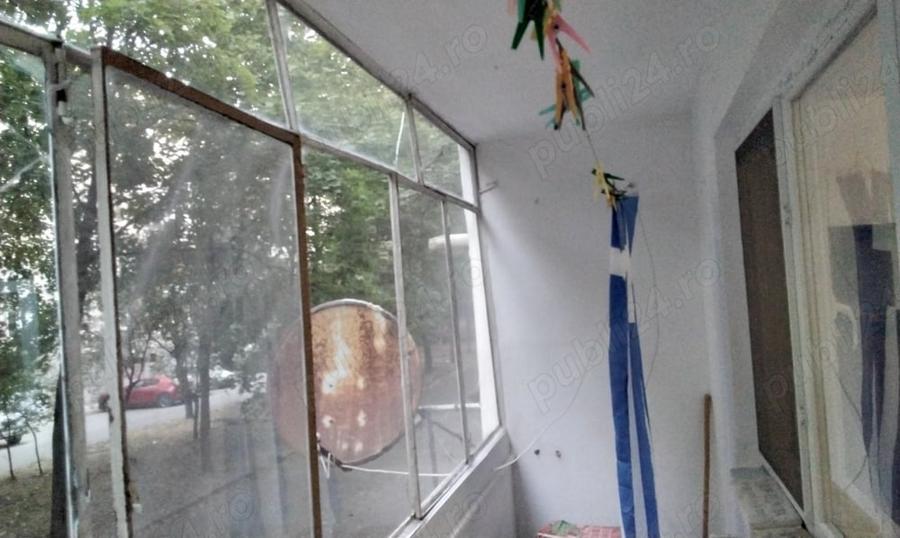 Apartament cu 3 camere decomandat în Circumvalațiunii