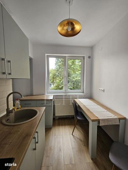 Apartament 2 camere in zona str. Horea - 7