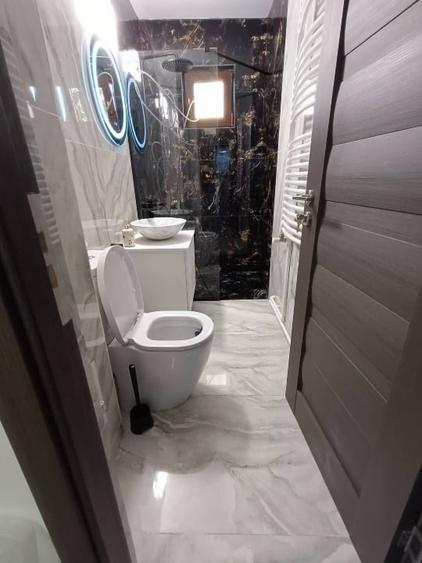 Apartament cu 2 camere semidecomandat, mobilat în Tomis Nord
