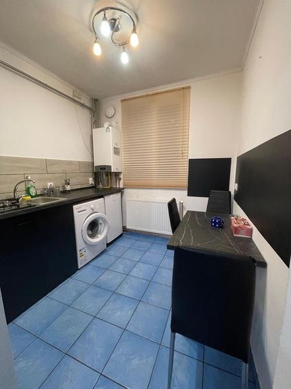 Apartament cu 2 camere decomandat în Circumvalațiunii